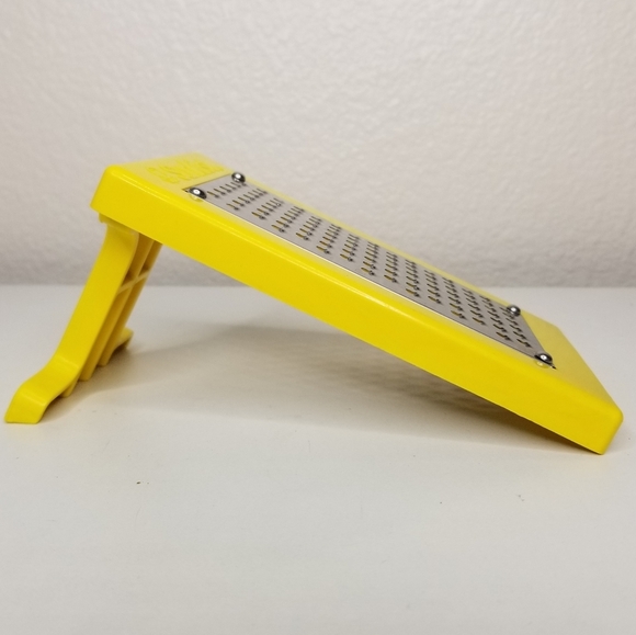 Sunkist 1970s Vintage Lemon Zester Grater Stainless Steel Metal Blade Yellow USA - Picture 3 of 8